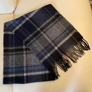 London Fog Charcoal/Blue Scarf